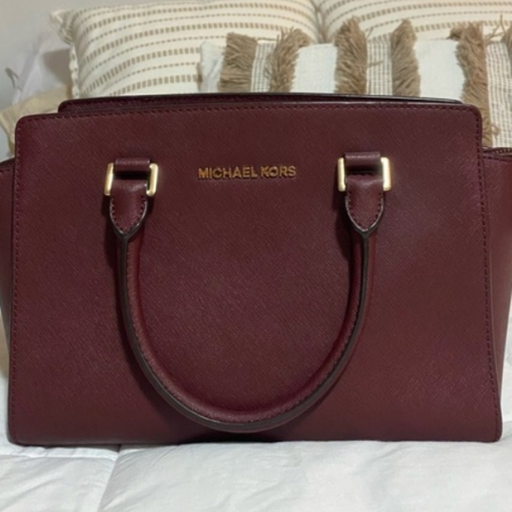 > Michael Kors Dark Red Leather Shoulder Bag